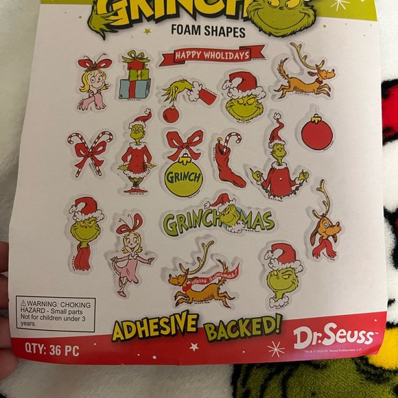 The Grinch Foam Shapes 36PCS - Picture 3 of 3